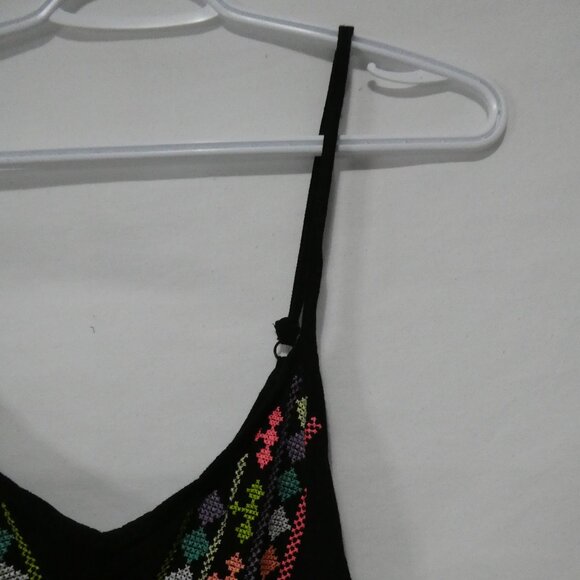TORRID | size 0 | Black Top With Multicolor Embroidery - Picture 5 of 13